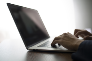 我们如何判断windows系统有没有中病毒？